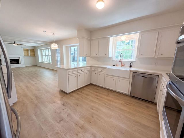 6411 Bayonne Drive, Spring, TX 77389