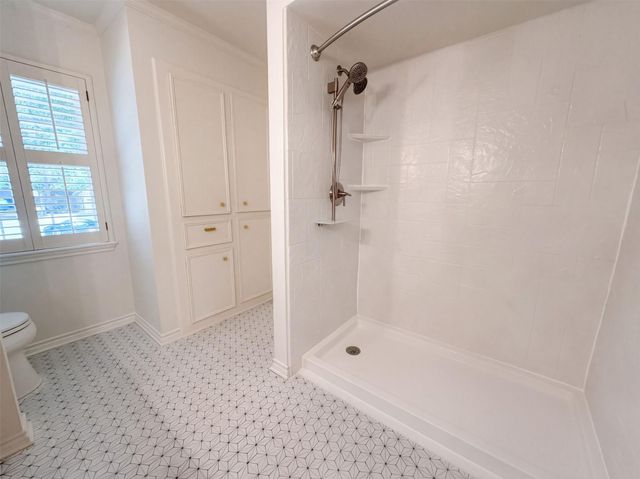 6411 Bayonne Drive, Spring, TX 77389