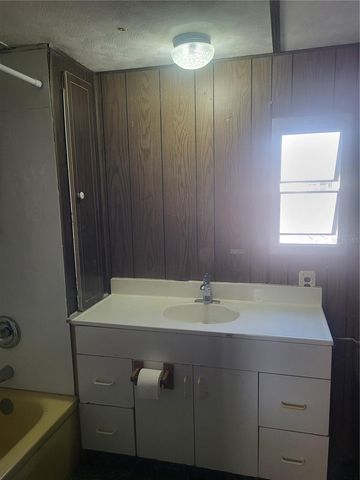 6580 SEMINOLE BOULEVARD 301A, Seminole, FL 33772