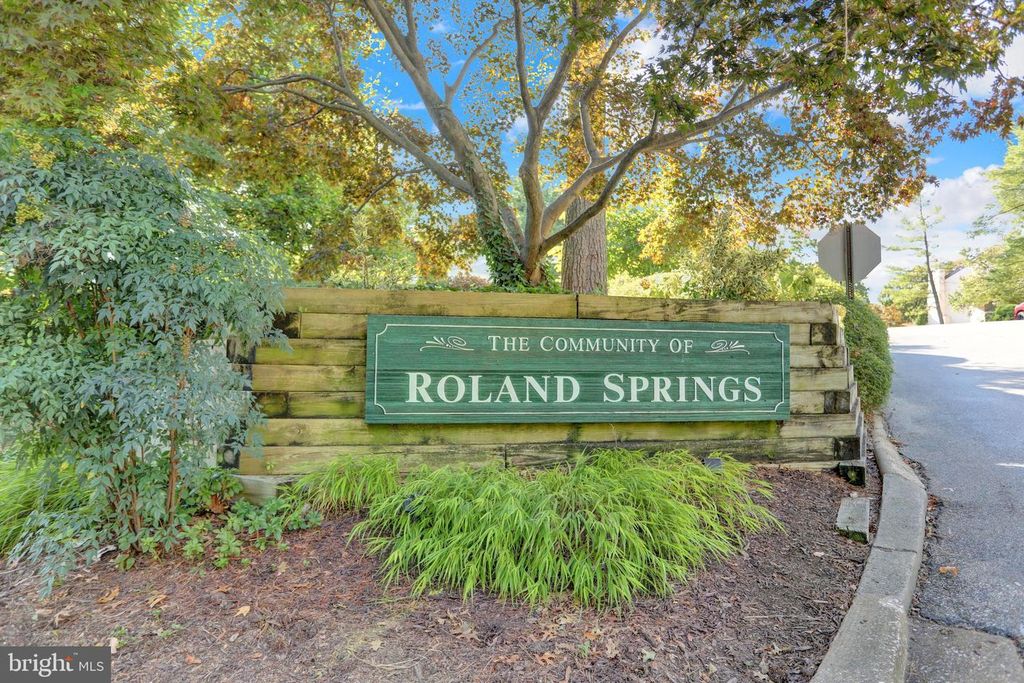 4317 ROLAND SPRING DR, Baltimore, MD 21210