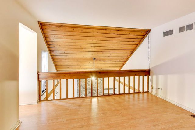 691 Wakefield Road 691, Gurnee, IL 60031