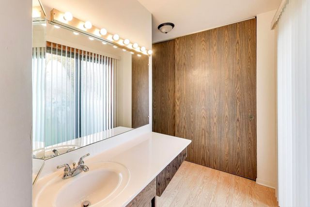 691 Wakefield Road 691, Gurnee, IL 60031