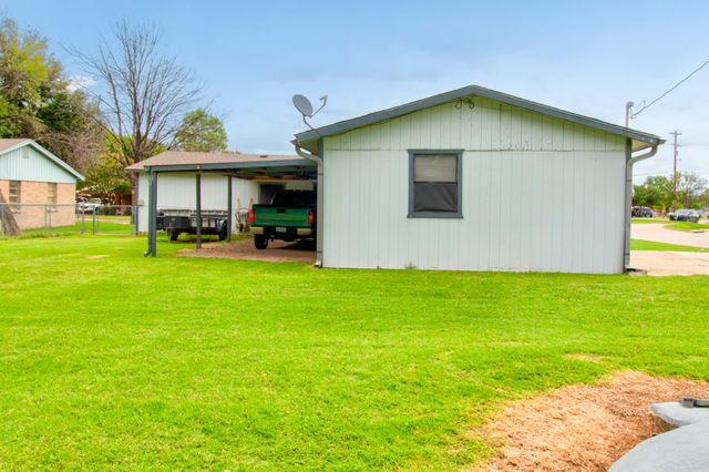 105 E Park Street, Little Elm, TX 75068