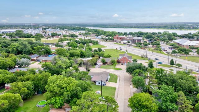 105 E Park Street, Little Elm, TX 75068