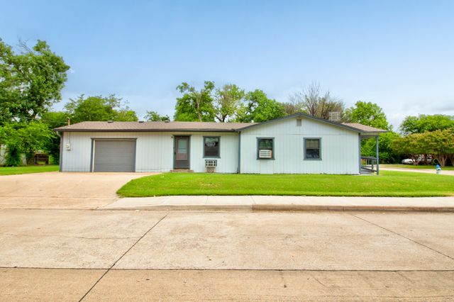 105 E Park Street, Little Elm, TX 75068