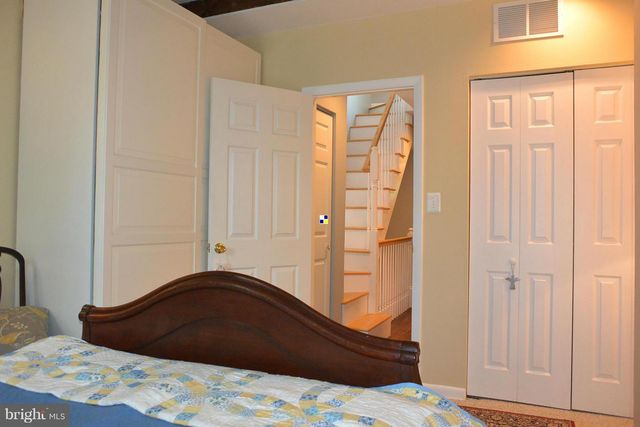 14 E MONTGOMERY ST, Baltimore, MD 21230