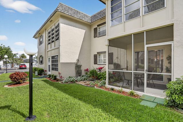 375 SW 56th Avenue 103, Margate, FL 33068