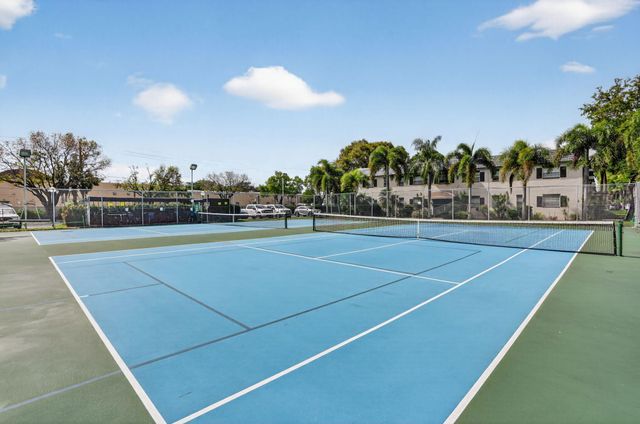 375 SW 56th Avenue 103, Margate, FL 33068