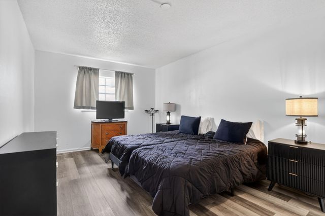 375 SW 56th Avenue 103, Margate, FL 33068