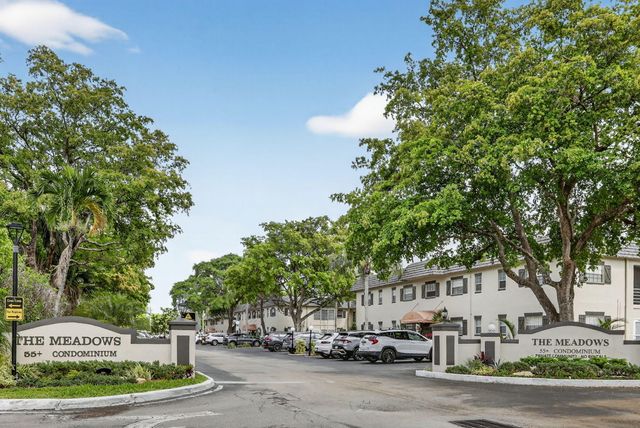 375 SW 56th Avenue 103, Margate, FL 33068