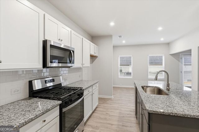 1194 PARK CENTER Circle, Mableton, GA 30168