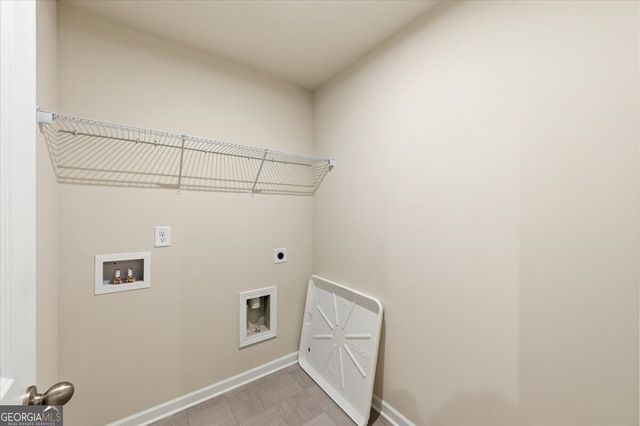 1194 PARK CENTER Circle, Mableton, GA 30168