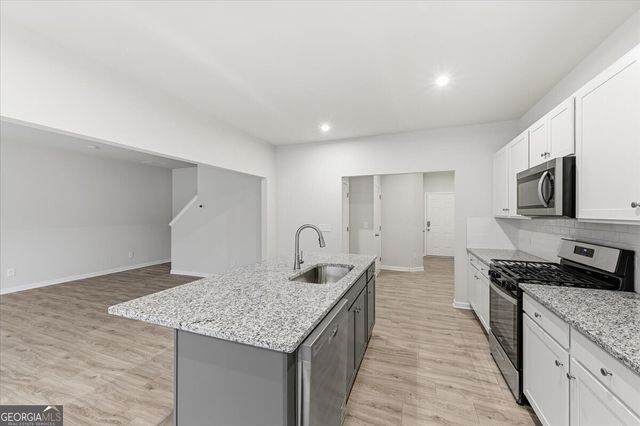 1194 PARK CENTER Circle, Mableton, GA 30168