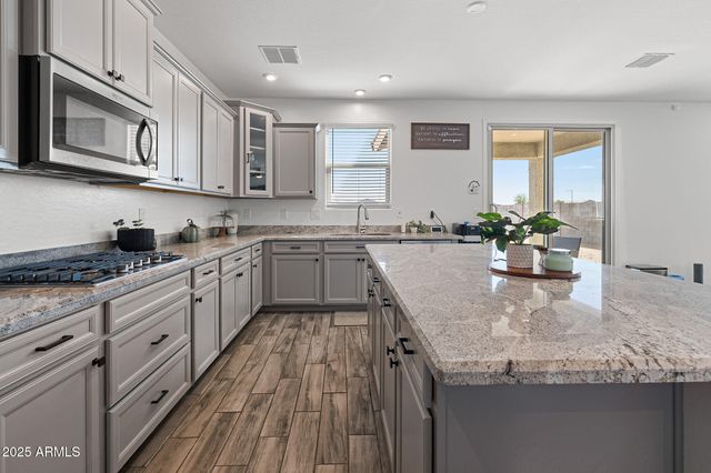 5819 N 191ST Drive, Litchfield Park, AZ 85340