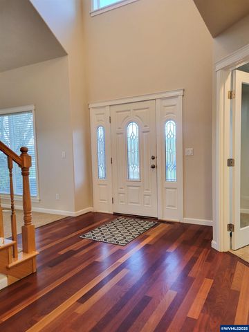 387 NE Rose Tree Dr, Sublimity, OR 97385