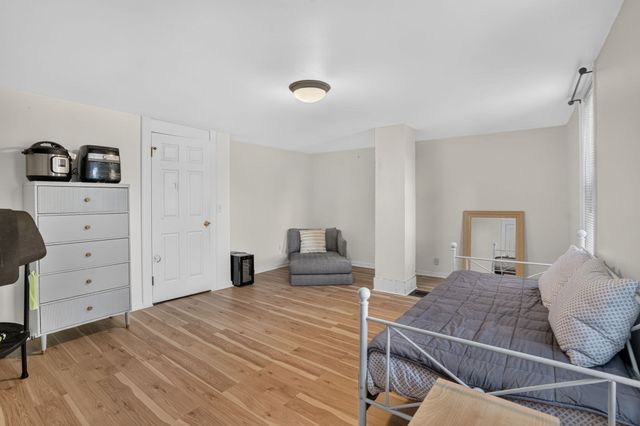 53 Irving St, Medford, MA 02155