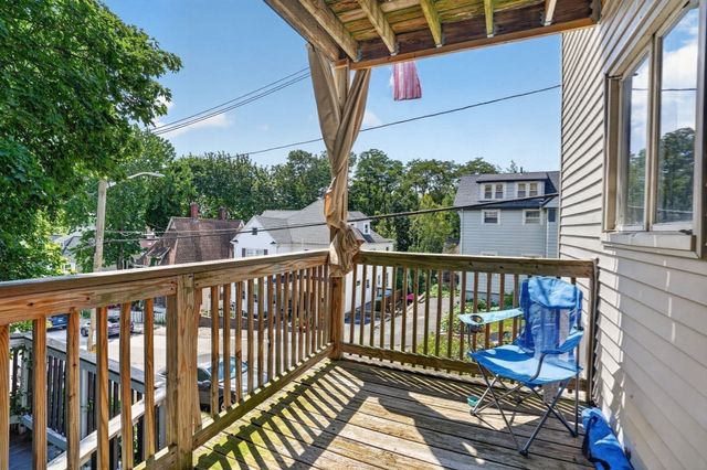 53 Irving St, Medford, MA 02155