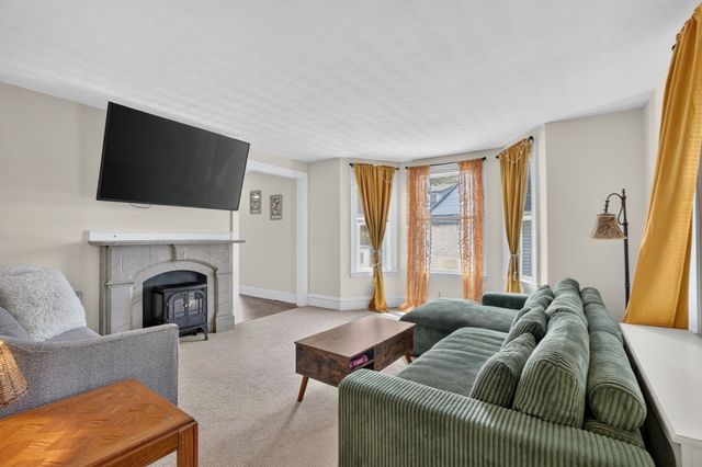 53 Irving St, Medford, MA 02155