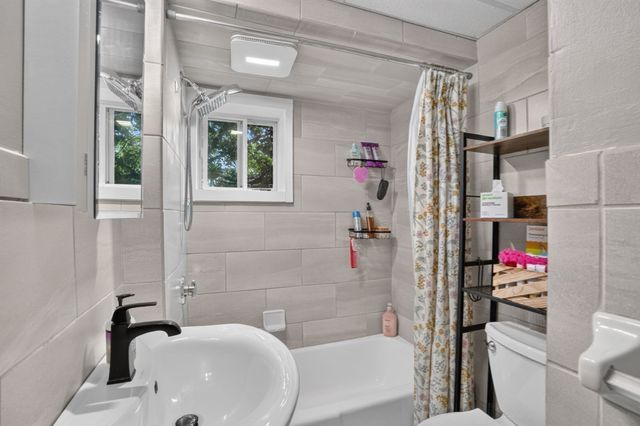 53 Irving St, Medford, MA 02155