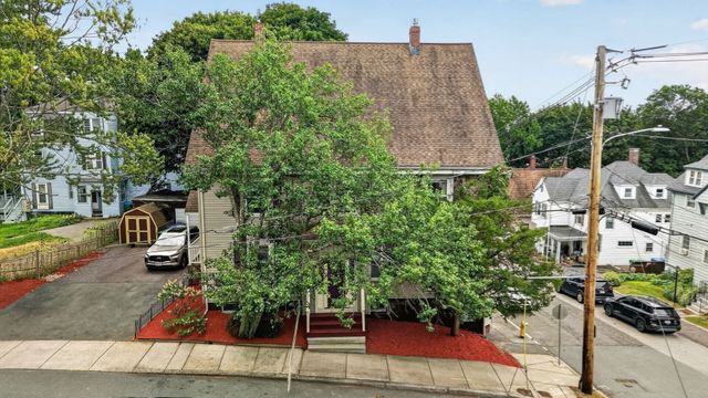 53 Irving St, Medford, MA 02155