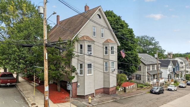 53 Irving St, Medford, MA 02155