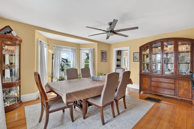 53 Irving St, Medford, MA 02155