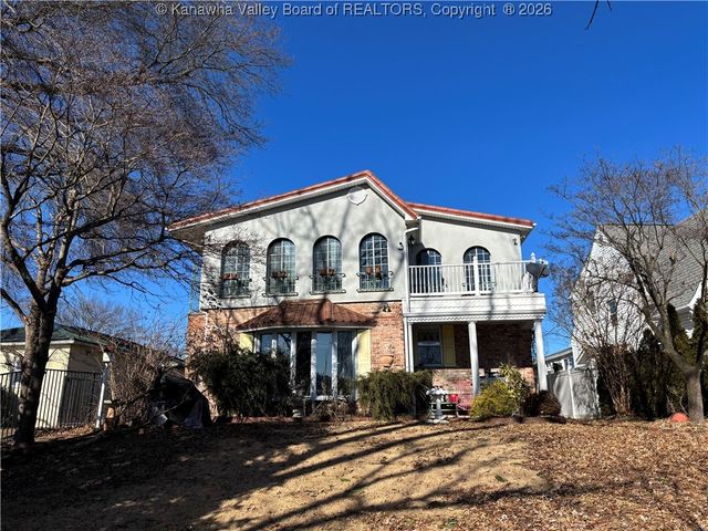 1216 Kanawha Avenue, Dunbar, WV 25064