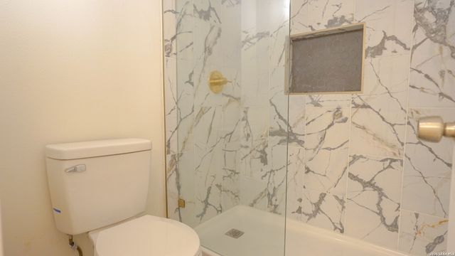1306 S Ellison Dr, San Antonio, TX 78245