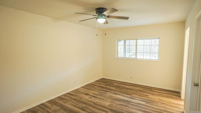 1306 S Ellison Dr, San Antonio, TX 78245
