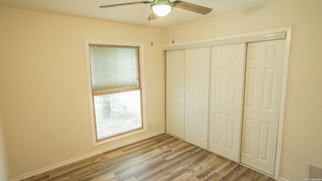 1306 S Ellison Dr, San Antonio, TX 78245
