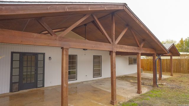 1306 S Ellison Dr, San Antonio, TX 78245