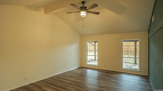 1306 S Ellison Dr, San Antonio, TX 78245