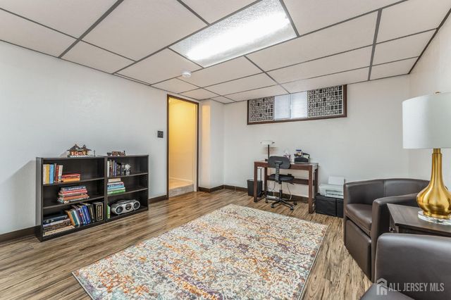 3 Siedler Lane, Sayreville, NJ 08872