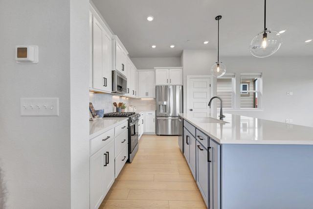 5610 Forks RD, Austin, TX 78747