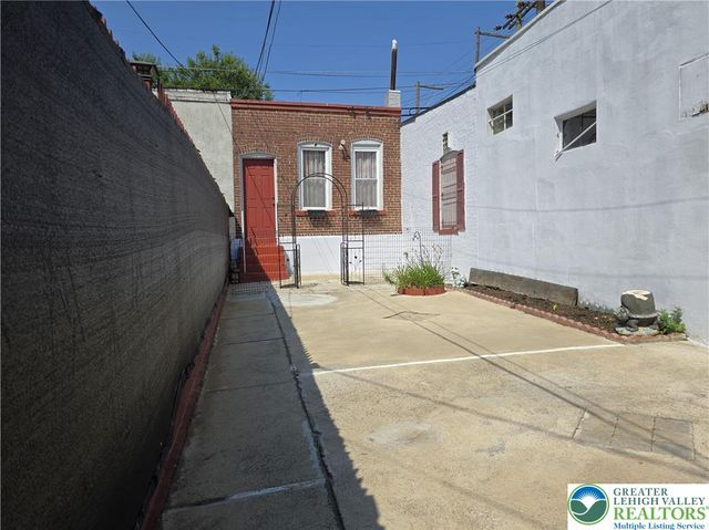 770 North Jordan Street, Allentown City, PA 18102