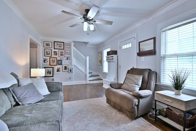 6727 N Oketo Avenue, Chicago, IL 60631