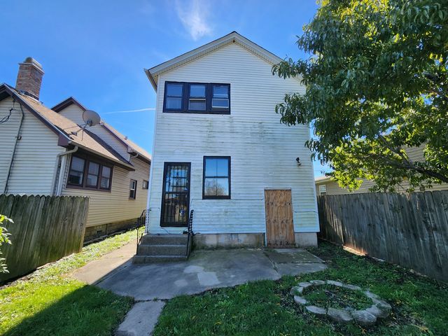 2628 Broadway Street, Blue Island, IL 60406