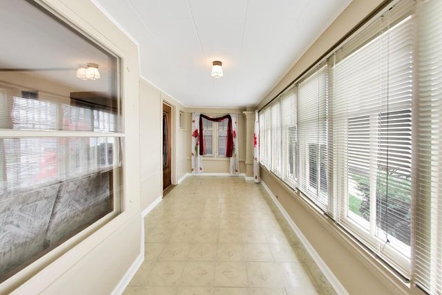 206 25th Avenue, Bellwood, IL 60104