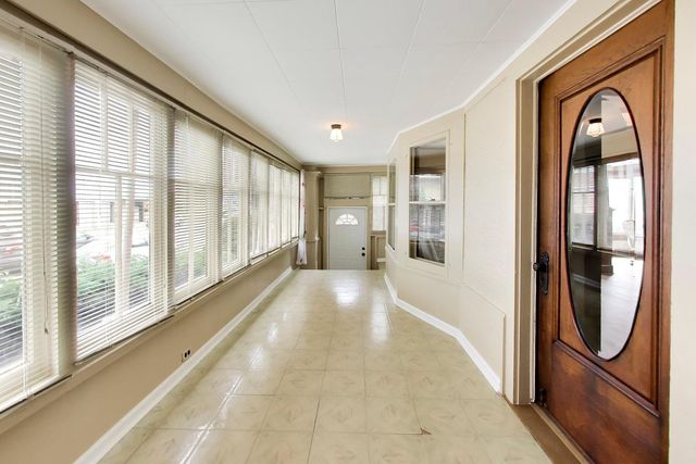 206 25th Avenue, Bellwood, IL 60104