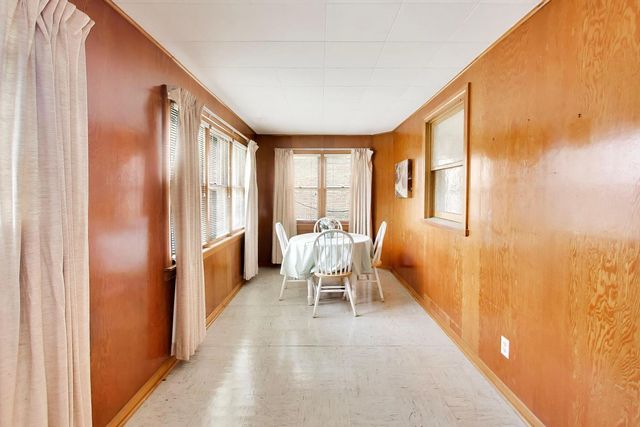 206 25th Avenue, Bellwood, IL 60104