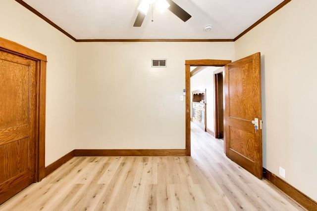 206 25th Avenue, Bellwood, IL 60104