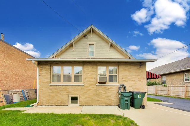 206 25th Avenue, Bellwood, IL 60104