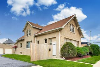 206 25th Avenue, Bellwood, IL 60104