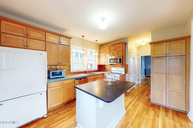24 W Erie Street, Albany, NY 12208