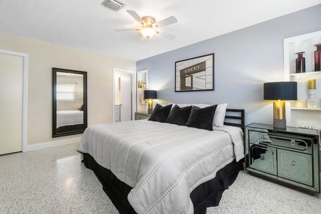 2757 NE 29th Avenue 2, Lighthouse Point, FL 33064