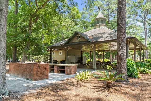 2736 Cedar Crest Drive, Southport, NC 28461