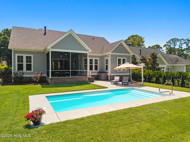 2736 Cedar Crest Drive, Southport, NC 28461