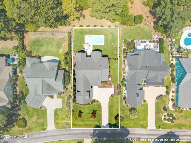 2736 Cedar Crest Drive, Southport, NC 28461