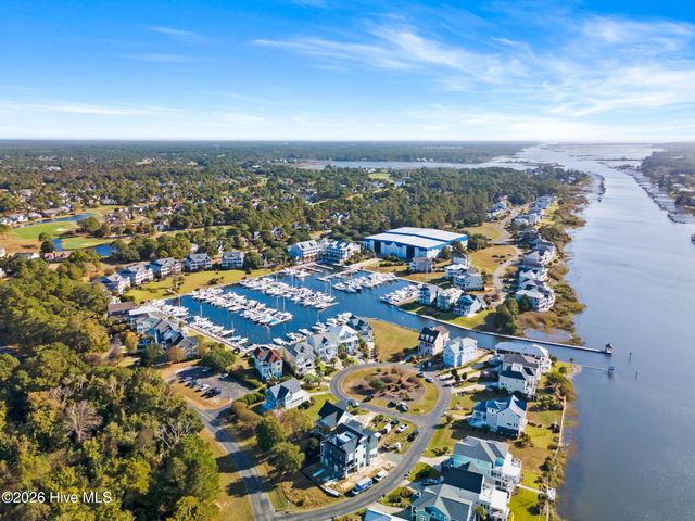 2736 Cedar Crest Drive, Southport, NC 28461