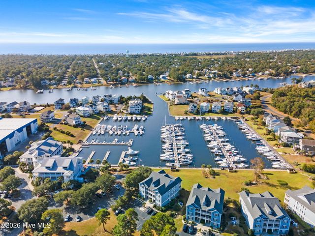 2736 Cedar Crest Drive, Southport, NC 28461